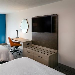 Standard Room Two Queen Beds
